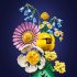 LEGO Botanicals - Малък светещ букет 10347, Комплект за сглобяване за деца и възрастни - 5