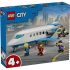 LEGO City Avion cu reactie pentru pasageri 60492, Set de Constructie, pentru Copii, 4+ Ani, 118 Piese - 2