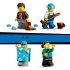 LEGO City Spalatorie auto drive-thru 60497, Set de Constructie Interactiv, cu Peri Rotative, 583 Piese - 6