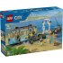 LEGO City 60506 Tramvai de Plaja Clasic, Set de Constructie, cu 5 Minifigurine si Accesorii, 7 ani+, 693 Piese - 2