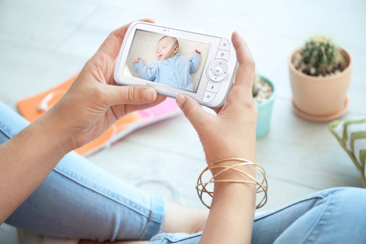 Idei de cadouri pentru copii de 1 an-Monitor camera bebelus