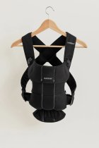 Marsupii bebelusi - Marsupiu pentru bebelusi BabyBjorn Mini, anatomic, tesatura tricot, Black - 2