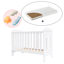 Patut pentru copii BabyMatters Giggles, din lemn masiv, 120x60 cm, cu saltea de cocos inclusa